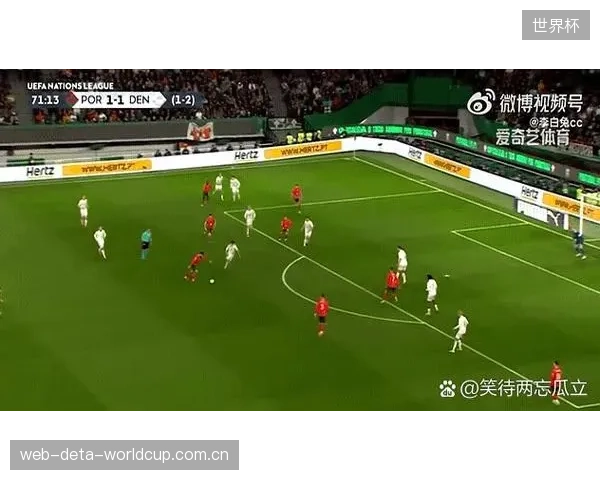 马丁内斯教练组需平衡C罗经验与B费创造力,制定针对性主罚顺序以应对淘汰赛高压。 马丁内斯教练组需平衡C罗经验与B费创造力,制定针对性主罚顺序以应对淘汰赛高压。